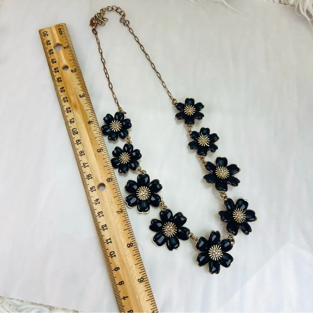 Beautiful, vintage goldtone, blue enamel, clear, bling weighted necklace